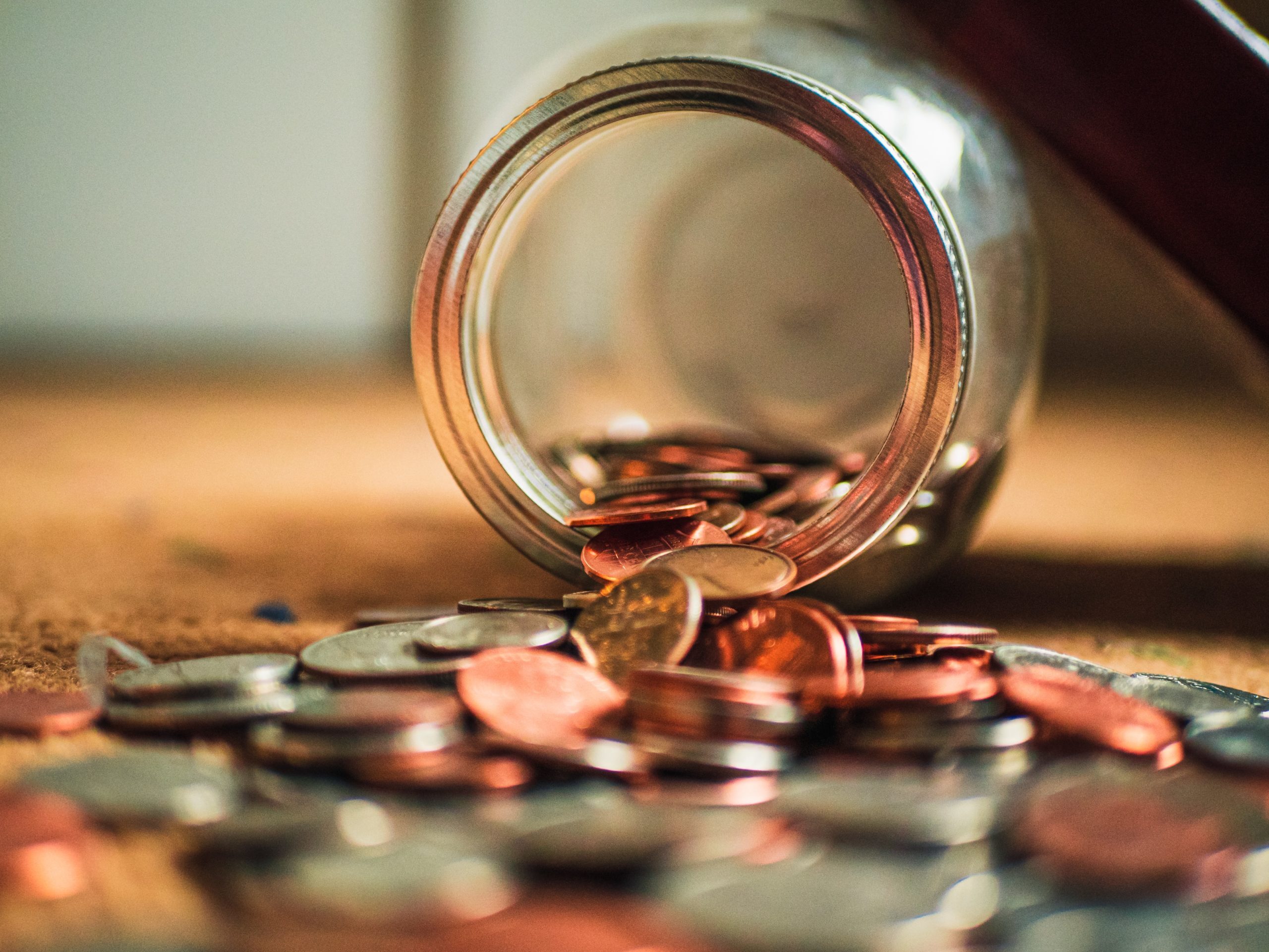 Budgeting 101: Top 10 Tips for Making and Following a Monthly Budget